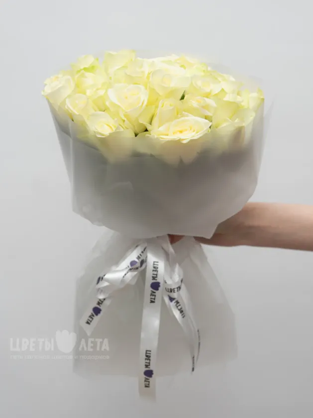Букет: Белая Роза Кения 45см