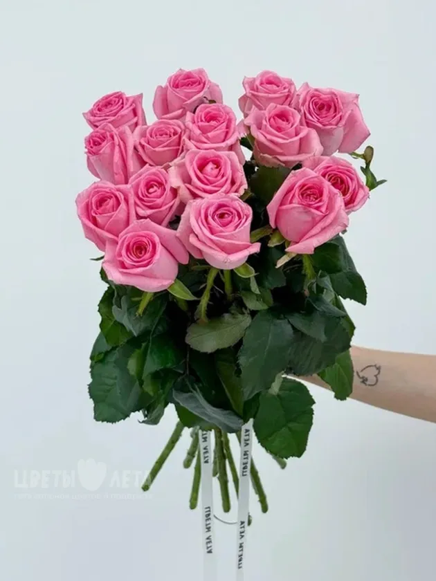 Букет: &laquo;&laquo;Магия розы&raquo; 15&raquo;