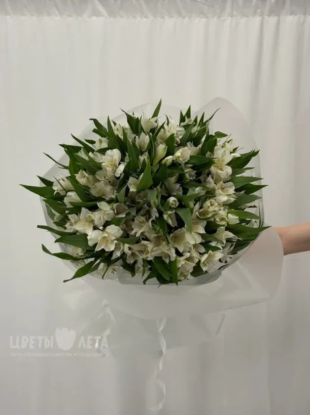 Букет: &laquo;Альстромерия: белая магия 25&raquo;
