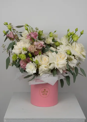 Композиция: &laquo;Белое кружево&raquo; от интернет-магазина цветов в 