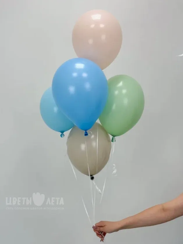 Композиция из латексных шаров &laquo;Облако радости&raquo;