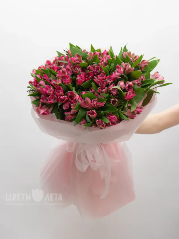 Монобукет: &laquo;Ярко-Розовая Альстромерия&raquo;