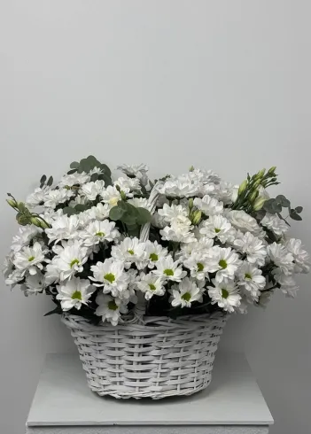 Композиция: &laquo;Белый сад&raquo; от интернет-магазина цветов в 