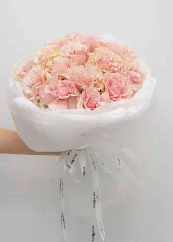 Букет: &laquo;Ажурная мечта 15&raquo; от интернет-магазина цветов в 