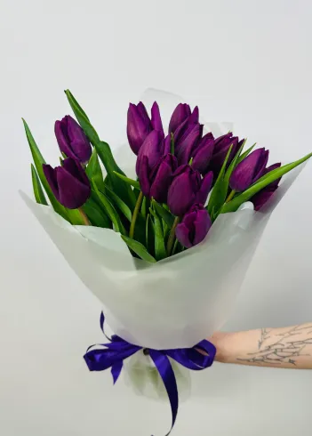 Букет: &laquo;Фиолетовые Тюльпаны&raquo;  от интернет-магазина цветов в 