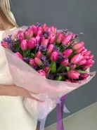 Букет: &laquo;Тюльпаны и Лимониум&raquo; 