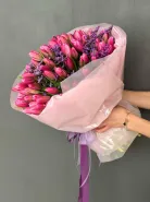 Букет: &laquo;Тюльпаны и Лимониум&raquo; 