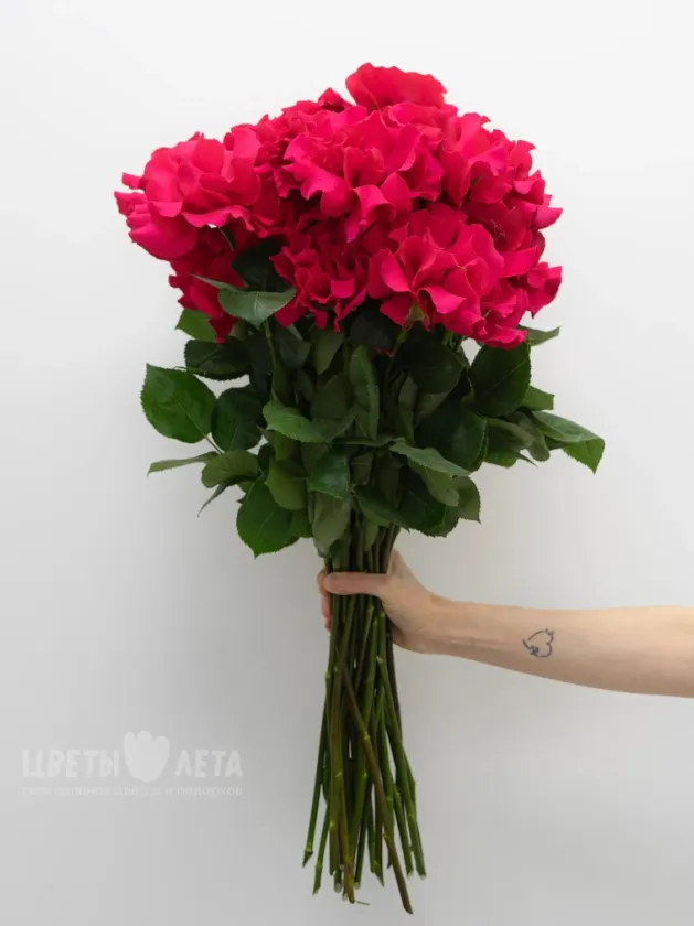 Букет: &laquo;Малиновый поцелуй&raquo;