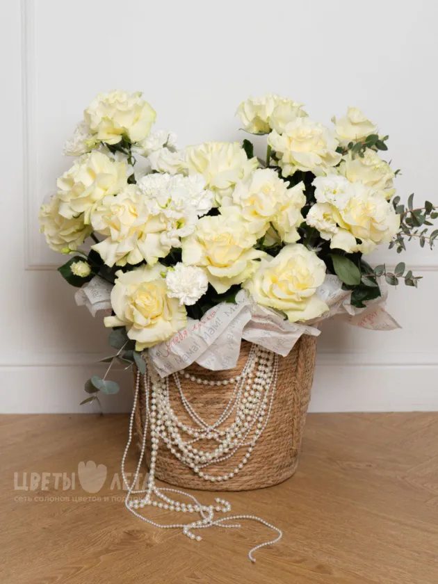 Композиция: &laquo;Жемчужная Элегантность&raquo;