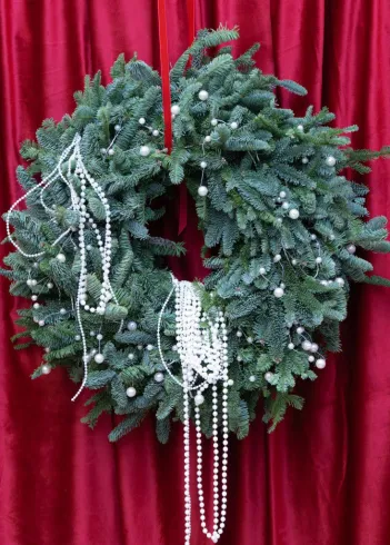 Композиция: &laquo;Ледяной Кристалл&raquo; от интернет-магазина цветов в 