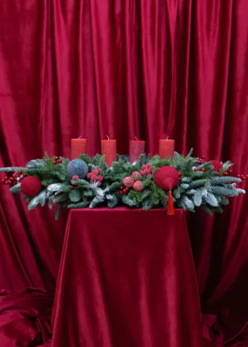 Композиция: &laquo;Семейный Очаг&raquo; от интернет-магазина цветов в 