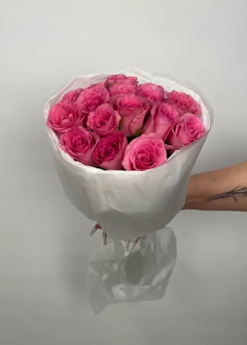 Букет: &laquo;Ярко-Розовая Кения&raquo;  от интернет-магазина цветов в 