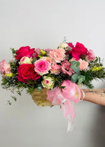 Композиция: &laquo;Карнавал Красок&raquo; от интернет-магазина цветов в 