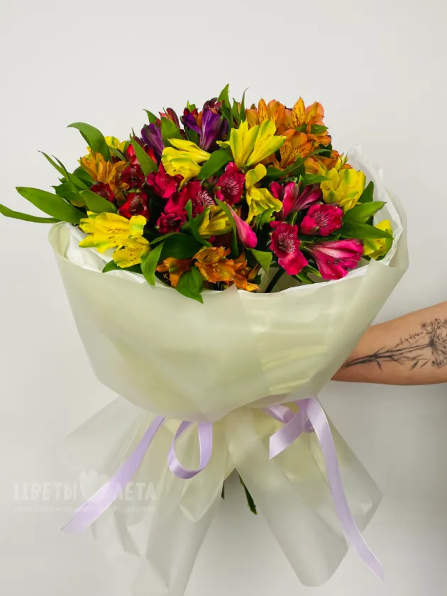 Букет: &laquo;Цветная Альстромерия&raquo;