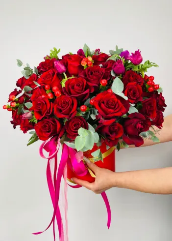 Композиция: &laquo;Огонь Страсти&raquo; от интернет-магазина цветов в 