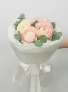 Букет: &laquo;Любовь Вне Сезона&raquo;