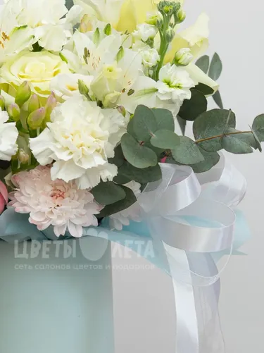 Композиция: &laquo;Сияй&raquo;