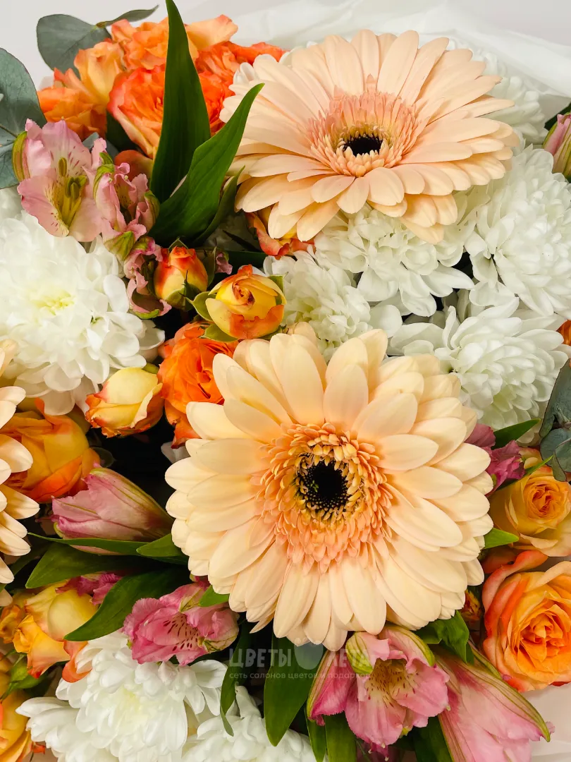 Букет: &laquo;Персик&raquo;