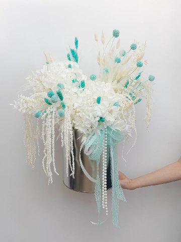 Композиция: &laquo;Снежинка&raquo; от интернет-магазина цветов в 