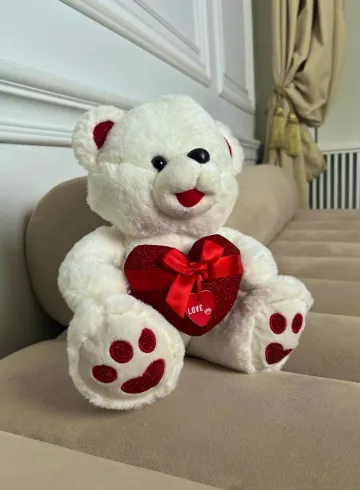 Мягкая игрушка &laquo;Мишка с сердечком&raquo; от интернет-магазина цветов в 
