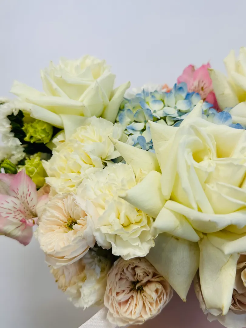 Композиция: &laquo;Луговая свежесть&raquo;