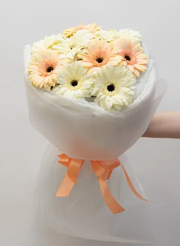 Букет микс герберы &laquo;Белый-Кремовый&raquo; от интернет-магазина цветов в 