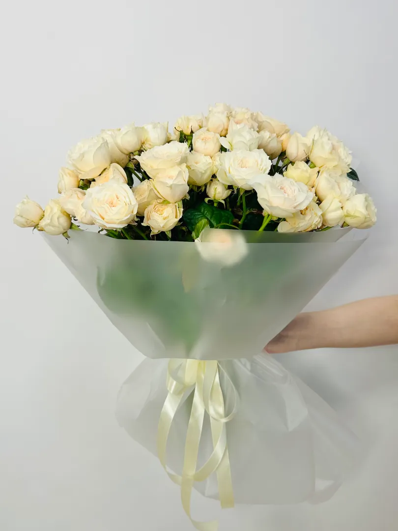 Букет: &laquo;Кремовая Пионовидная Кустовая Роза&raquo;