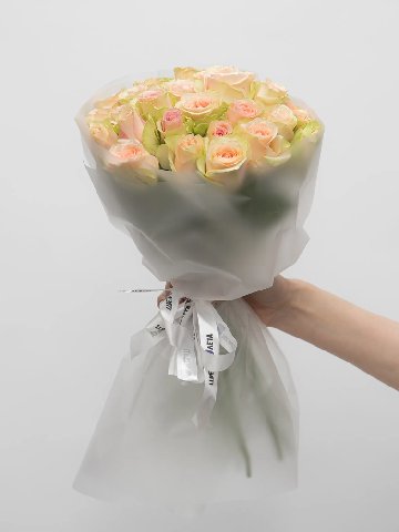 Букет Из Нежно-Розовой Розы Кения 45см от интернет-магазина цветов в 