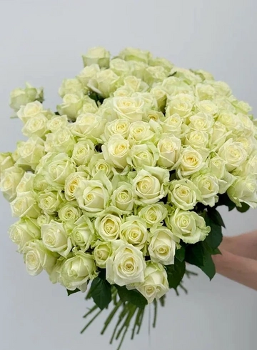 Букет: «Северная роза 51» от интернет-магазина цветов в 