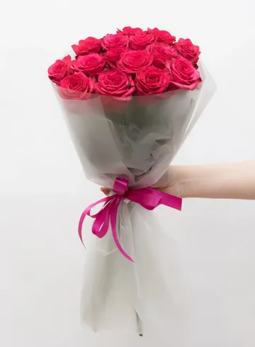 Букет из 15 &laquo;Лола&raquo; Российской Розы 60см 