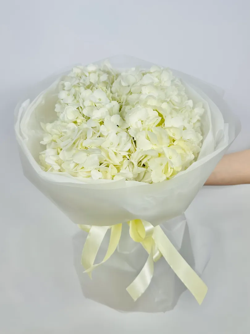 Букет: &laquo;Белая гортензия 5&raquo;