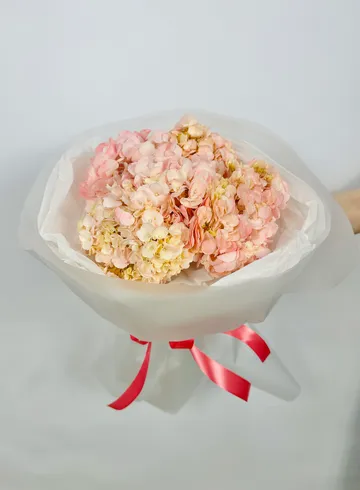 Букет: &laquo;Розовая гортензия 5&raquo; от интернет-магазина цветов в 