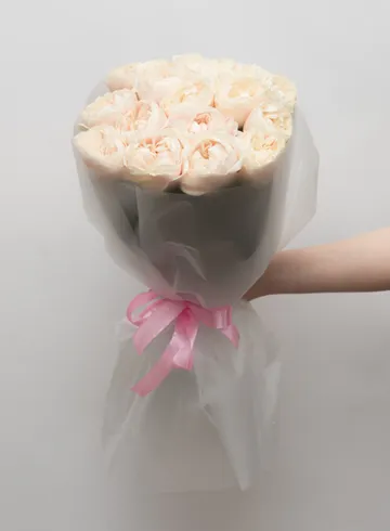 Букет из роз &laquo;Шифон Белые&raquo; 60см 