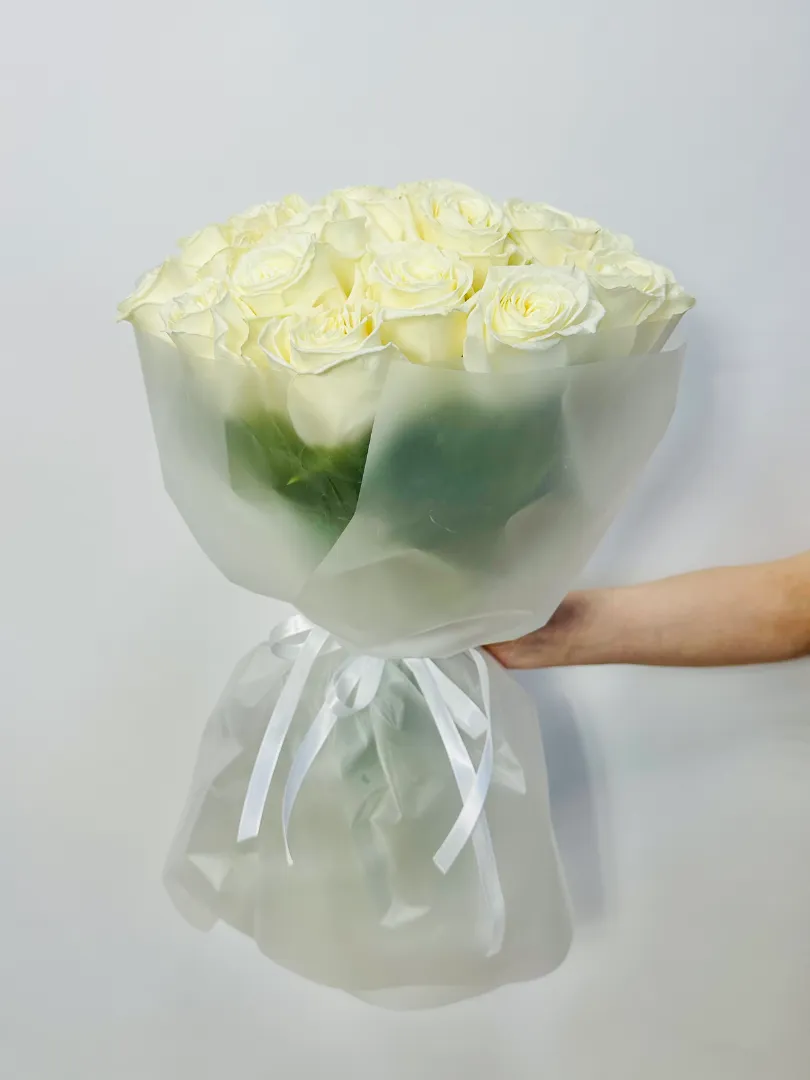 Букет из роз &laquo;Плая Бланка&raquo; 60см