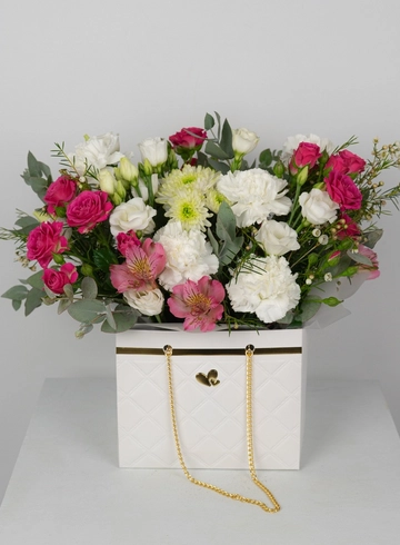 Композиция:  «Утренний эскиз» от интернет-магазина цветов в 