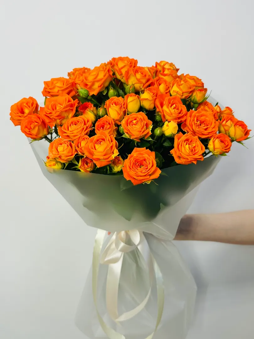 Букет: &laquo;Оранжевая кустовая роза&raquo;