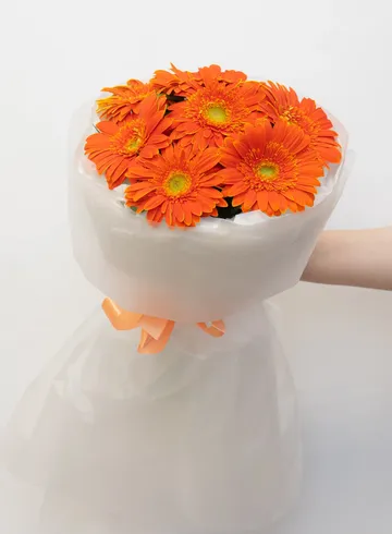 Букет: &laquo;Оранжевая гербера&raquo;  от интернет-магазина цветов в 