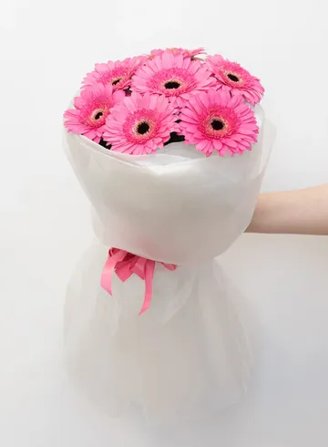 Букет: &laquo;Ярко-розовая гербера&raquo;  от интернет-магазина цветов в 