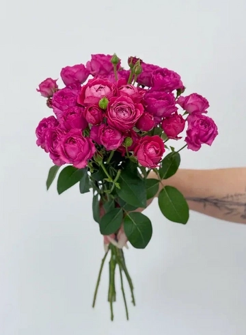 Букет: &laquo;Пионовидная кустовая роза&raquo;  от интернет-магазина цветов в 