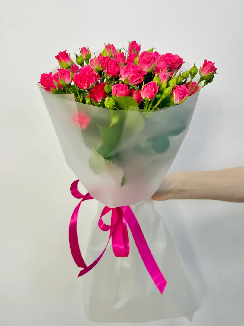 Букет: &laquo;Кустовая Роза Ярко-розовая&raquo;