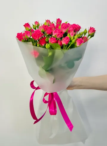 Букет: &laquo;Кустовая Роза Ярко-розовая&raquo; от интернет-магазина цветов в 