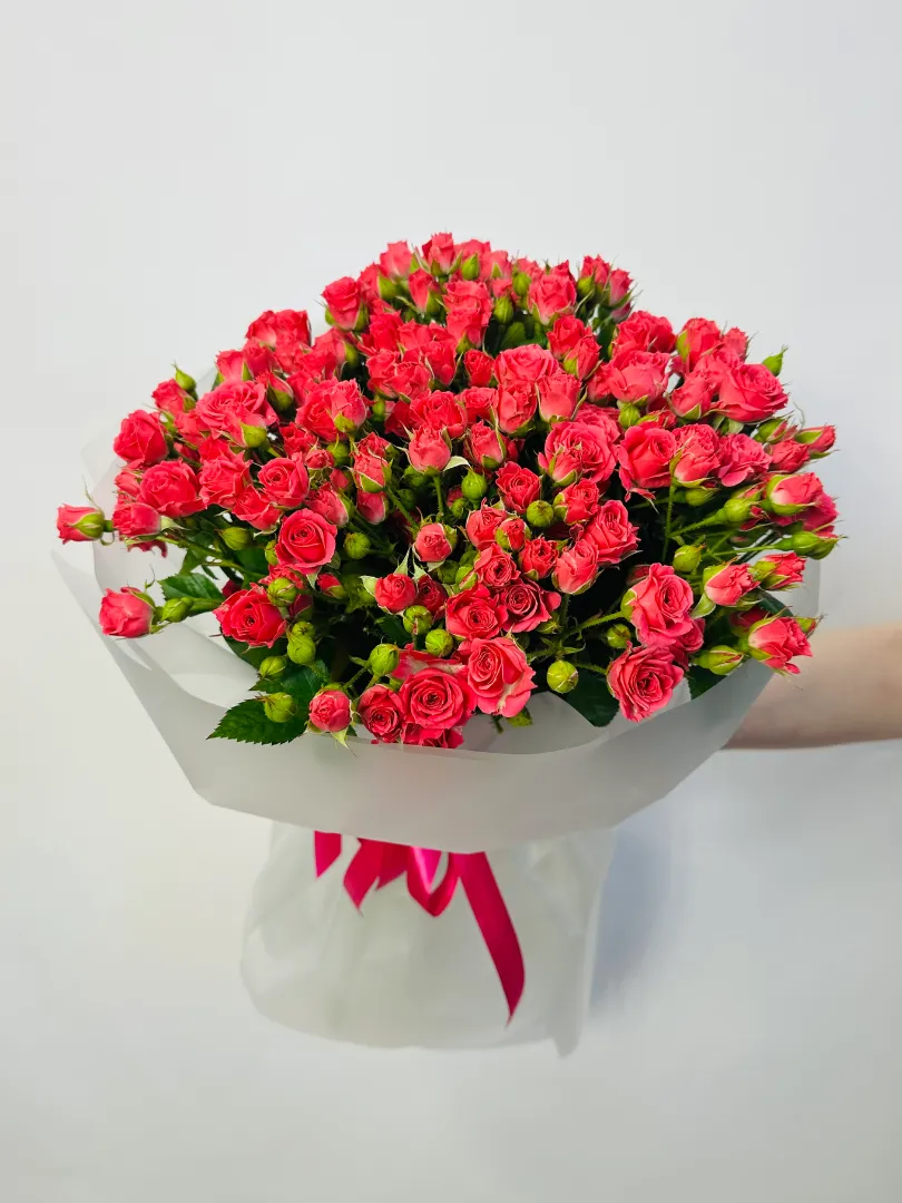 Букет: &laquo;Кустовая Роза Ярко-розовая&raquo;