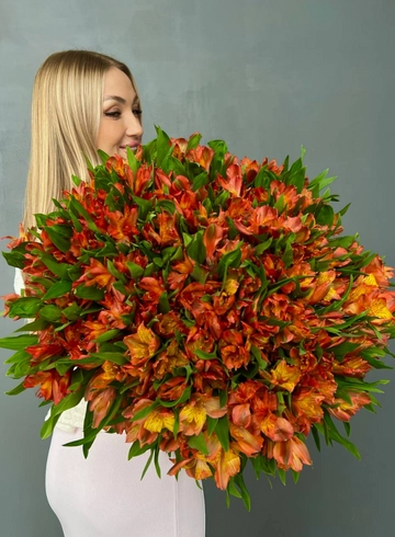 Букет макси: &laquo;Оранжевая Альстромерия&raquo; от интернет-магазина цветов в 