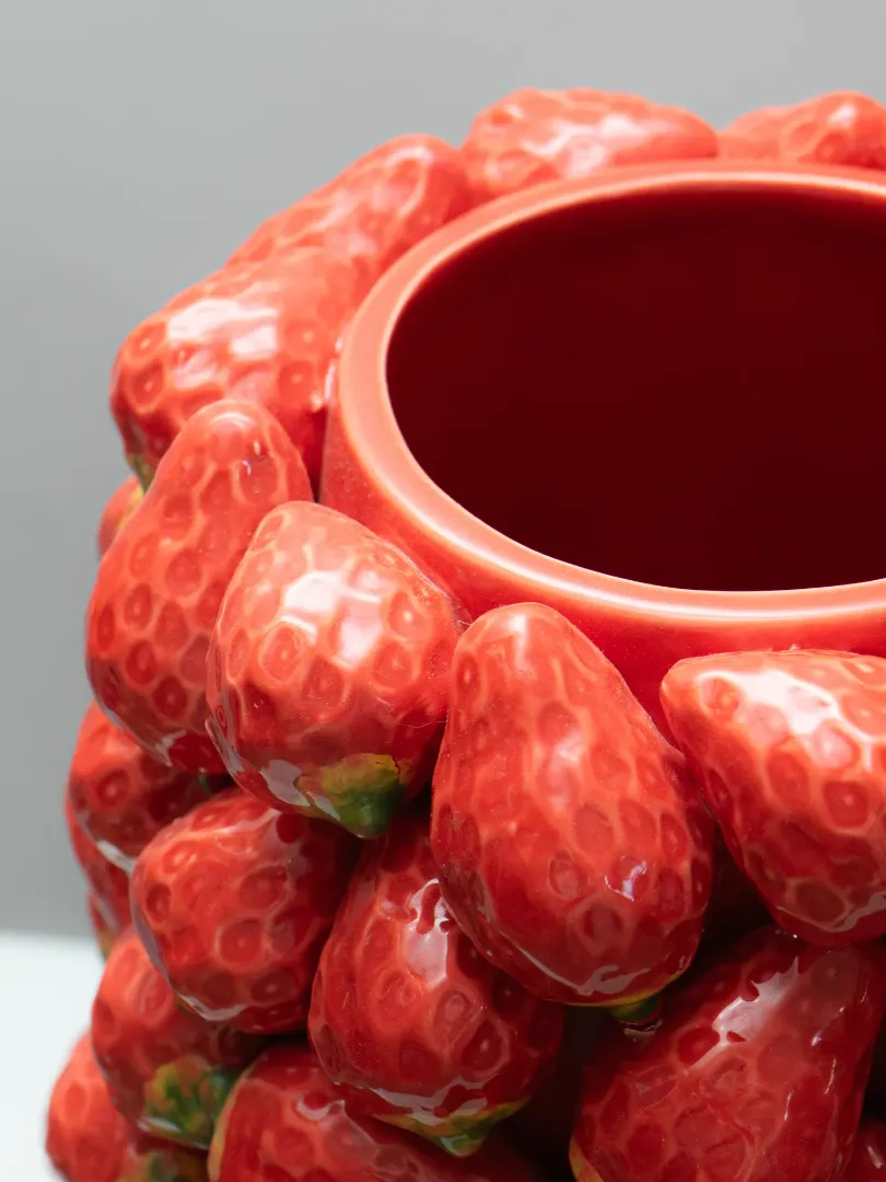 Авторская Интерьерная ваза &laquo;Клубника&raquo;