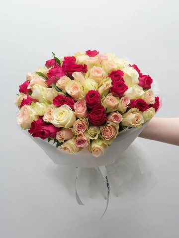 Букет Микс 51 Нежная Роза Кения 45см от интернет-магазина цветов в 