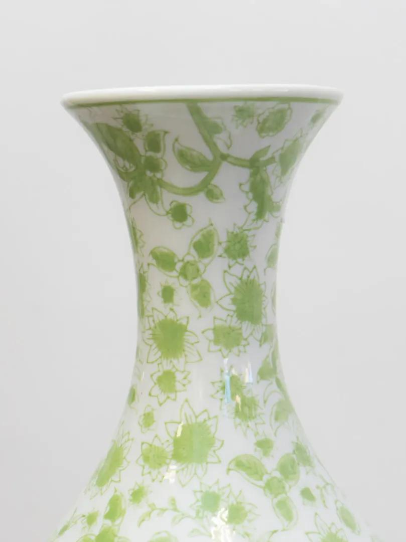 Авторская Интерьерная ваза &laquo;Мятый шедевр&raquo;