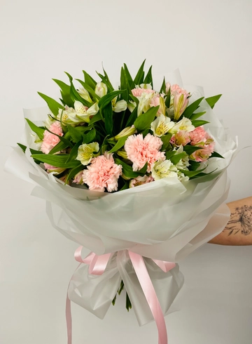 Букет: &laquo;Нежный Рассвет&raquo; от интернет-магазина цветов в 