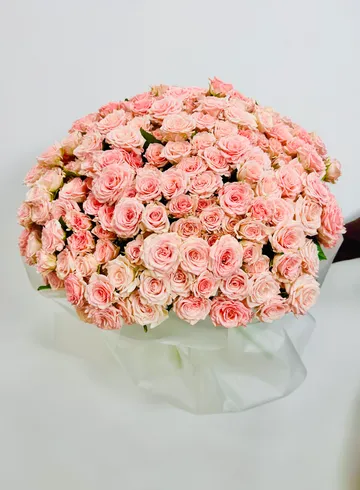 Букет из 51 Кустовой Розы &laquo;Нежность&raquo; от интернет-магазина цветов в 